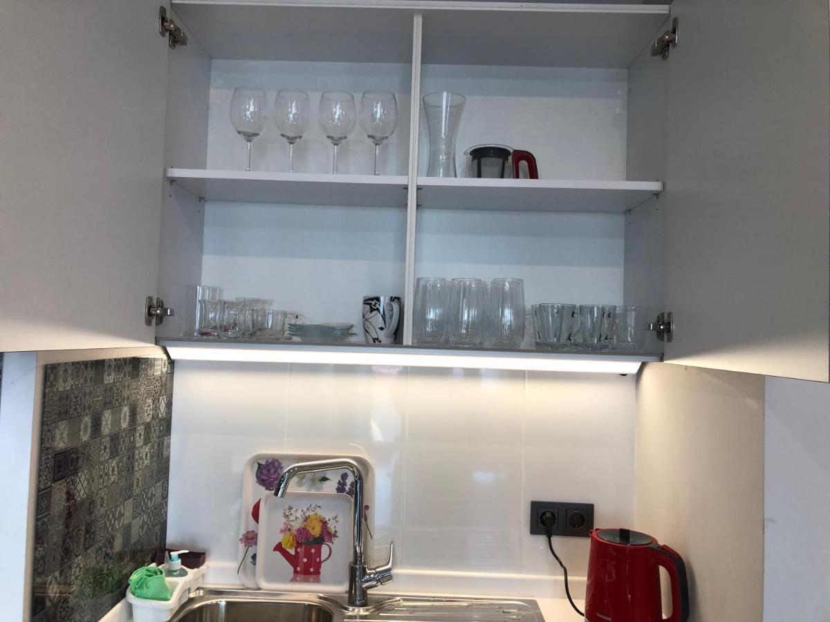 Nilin Apartment Истанбул Екстериор снимка